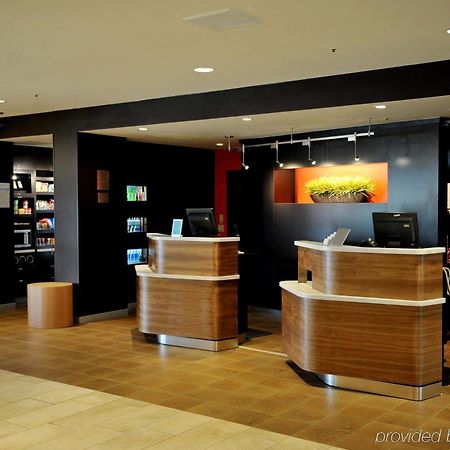 Courtyard By Marriott Dallas-Fort Worth/Bedford Exterior foto